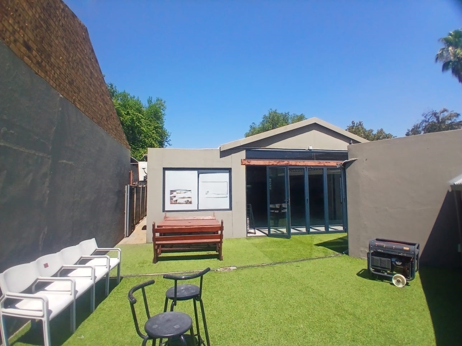 Commercial Property for Sale in Bodorp North West